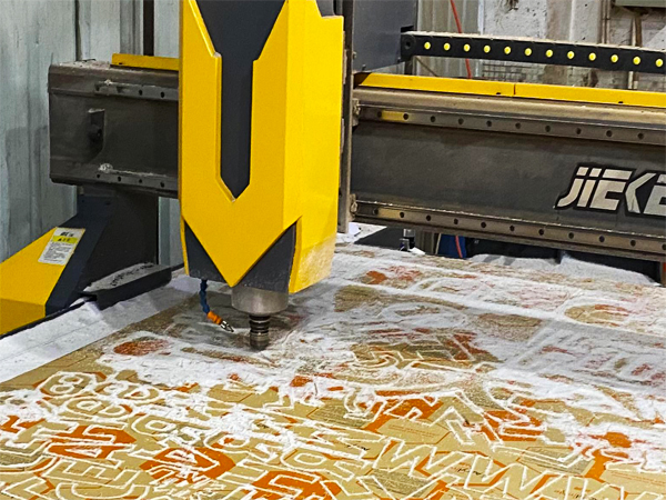 日合標(biāo)識(shí)制作工藝四：雕刻